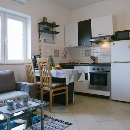 Apartment Forest Retreat *